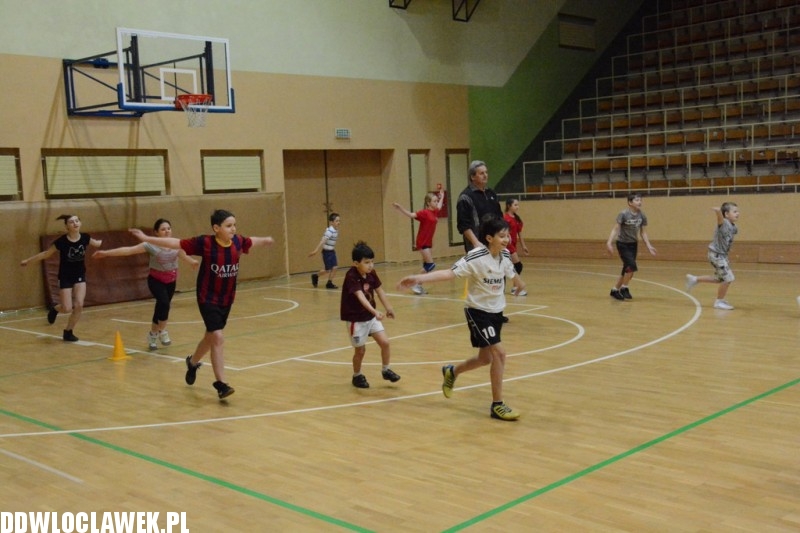 Sportowe ferie zimowe w hali OSiR