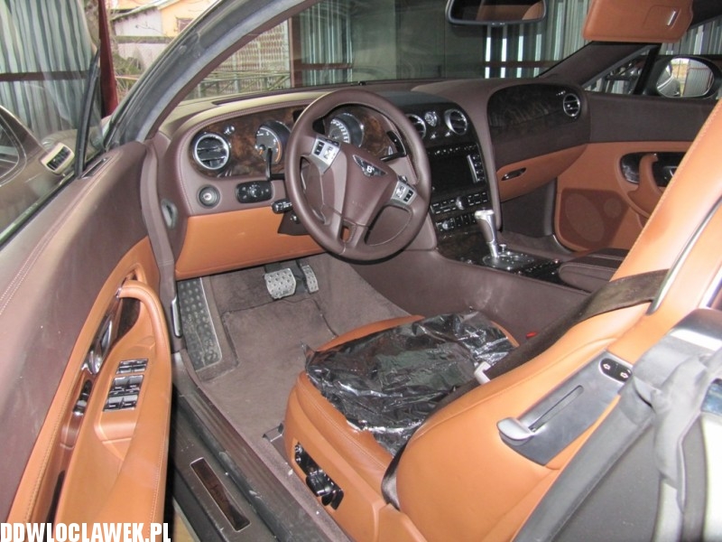 Bentley namierzony pod Włocławkiem