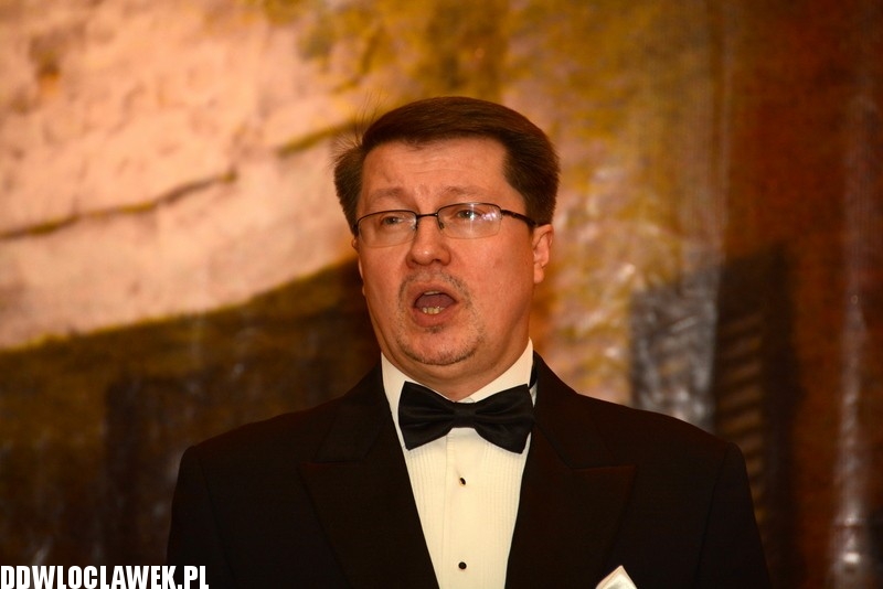 Czar kobiet w Pałacu Bursztynowym