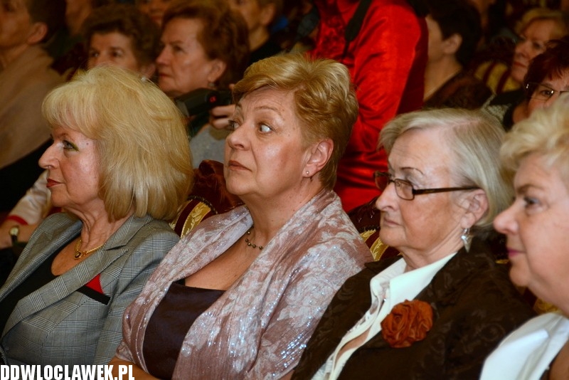 Czar kobiet w Pałacu Bursztynowym