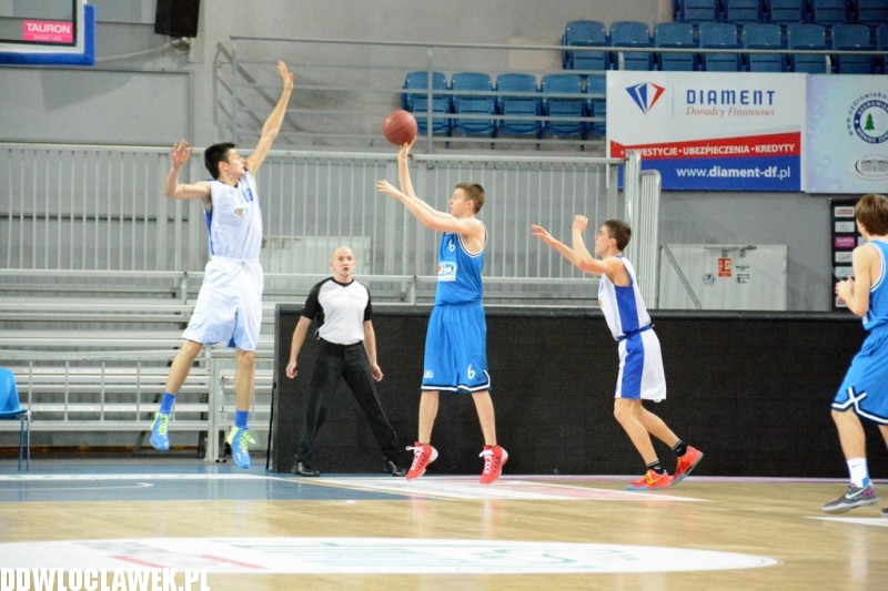 Bratobójcze derby w Hali Mistrzów