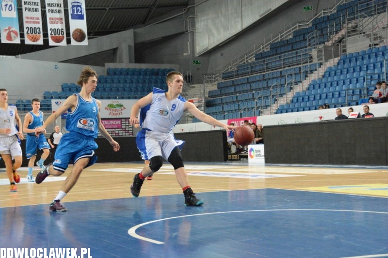 Bratobójcze derby w Hali Mistrzów