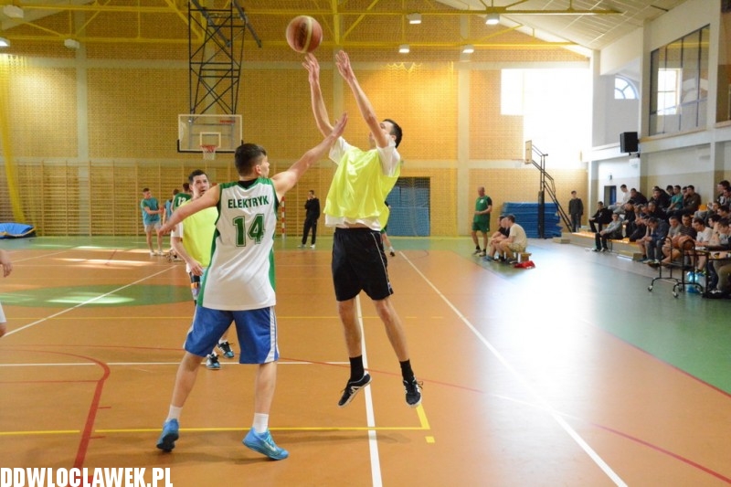 Turniej absolwentów w 