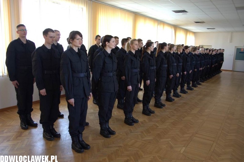 Nowi policjanci we włocławskiej komendzie