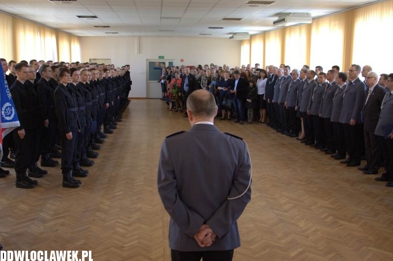 Nowi policjanci we włocławskiej komendzie
