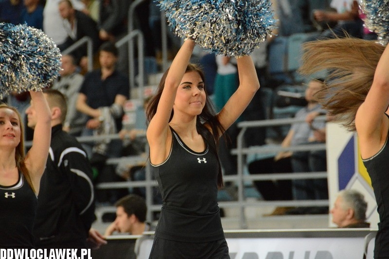 Cheerleaderki na meczu Anwil - Trefl Sopot