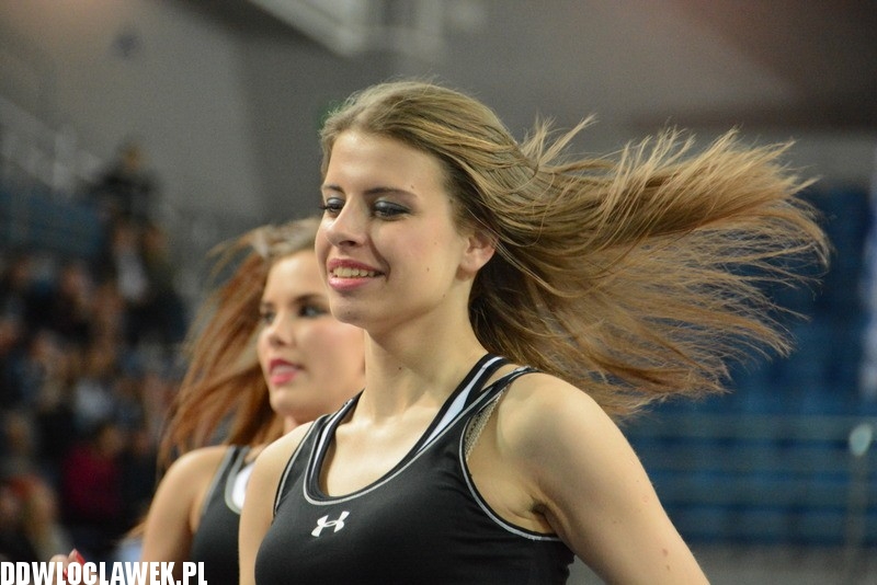 Cheerleaderki na meczu Anwil - Rosa Radom