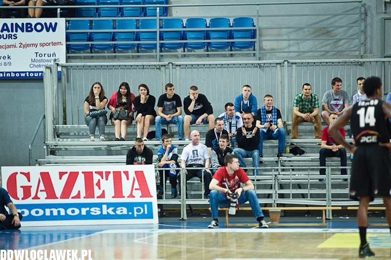 Kibice podczas meczu z PGE Turowem
