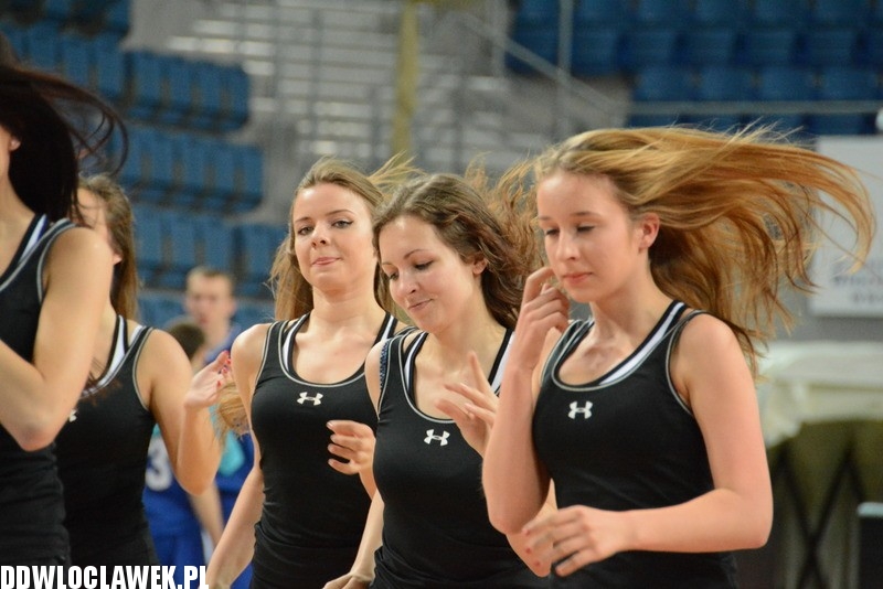 Cheerleaderki na meczu Anwil - Rosa Radom