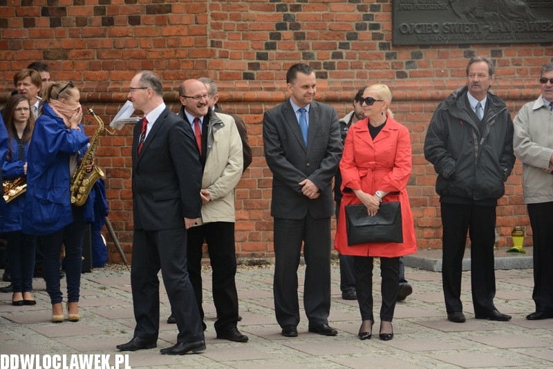 Obchody 3 maja we Włocławku