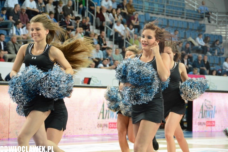 Cheerleaderki na meczu Anwil - Rosa Radom