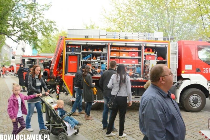 Piknik strażacki na bulwarach