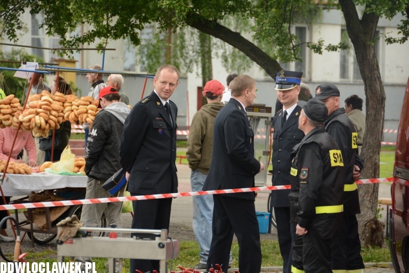 Piknik strażacki na bulwarach