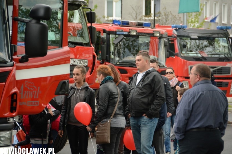 Piknik strażacki na bulwarach