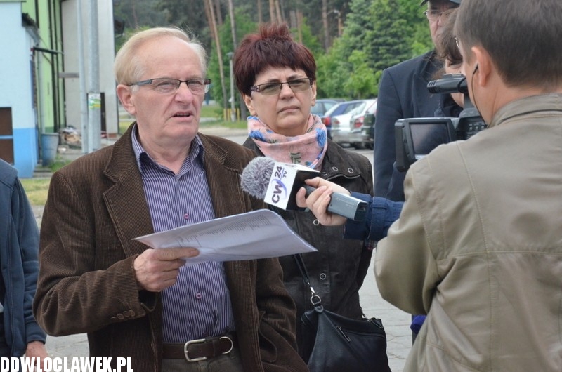Protest mieszkańców bloku przy Ostrowskiej