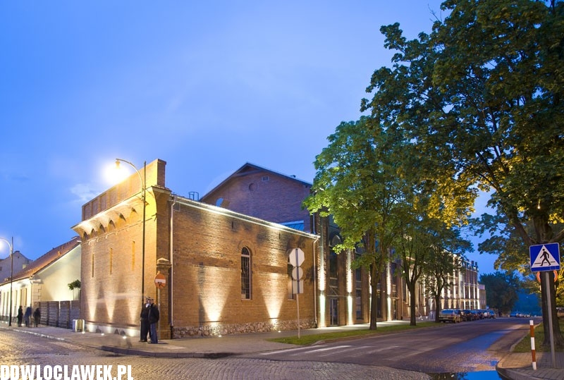 Iluminacja Centrum Kultury Browar B.