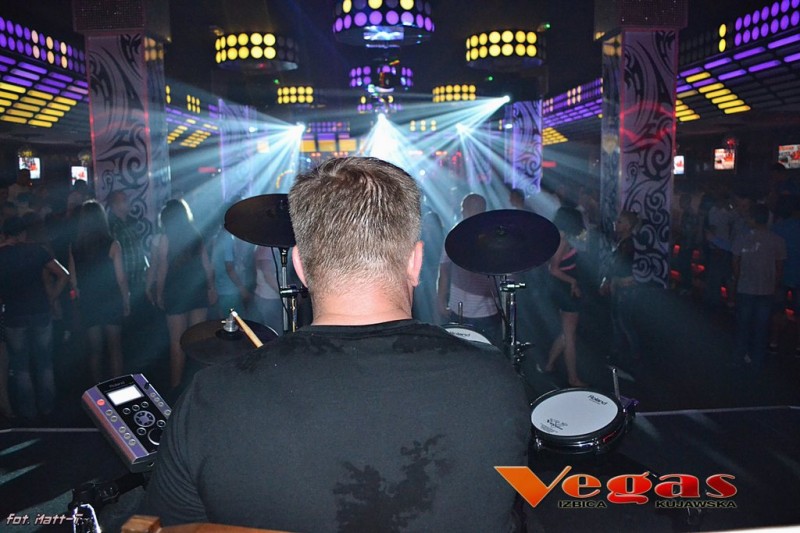 Dj Mavi & Andrev Base Live Act w klubie Vegas