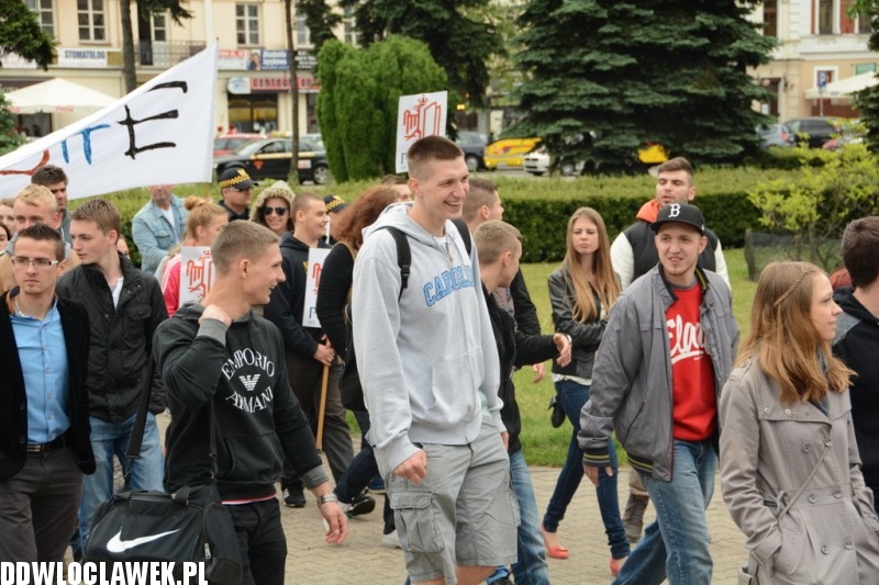 Juwenalia: przemarsz studentów