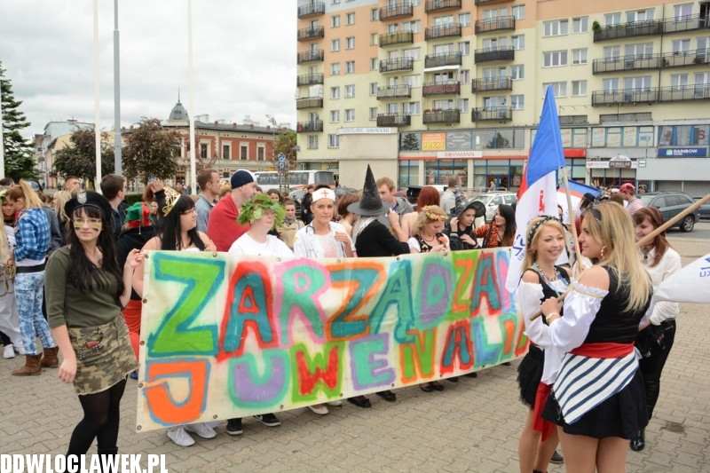Juwenalia: przemarsz studentów