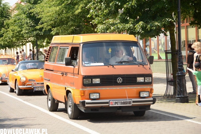 Parada garbusów ulicami Włocławka