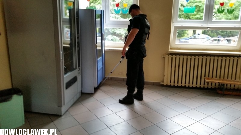 Ewakuacja szkoły w centrum Włocławka