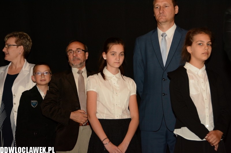 Prezydent nagrodził zdolnych uczniów