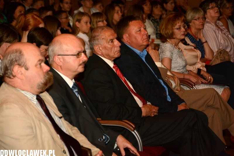 Prezydent nagrodził zdolnych uczniów