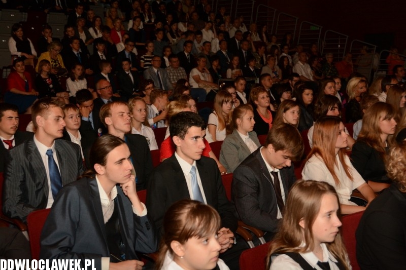 Prezydent nagrodził zdolnych uczniów