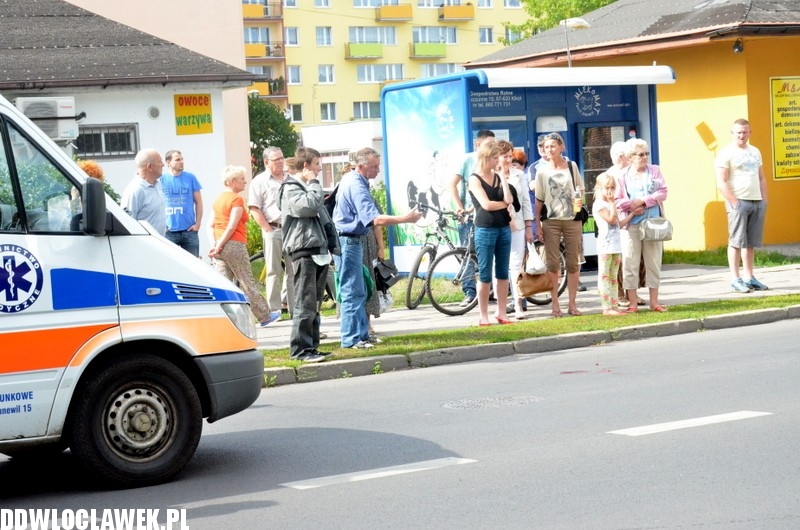 Potrącenie kobiety na ul. Wiejskiej