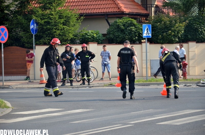 Zdarzenie drogowe na Barskiej/Wojskowej