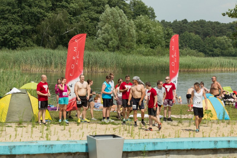 Piknik nad jeziorem Wikaryjskim