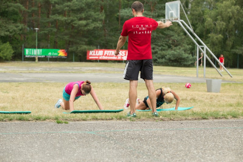 Piknik nad jeziorem Wikaryjskim
