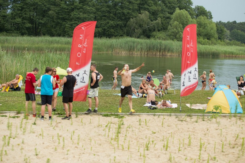 Piknik nad jeziorem Wikaryjskim