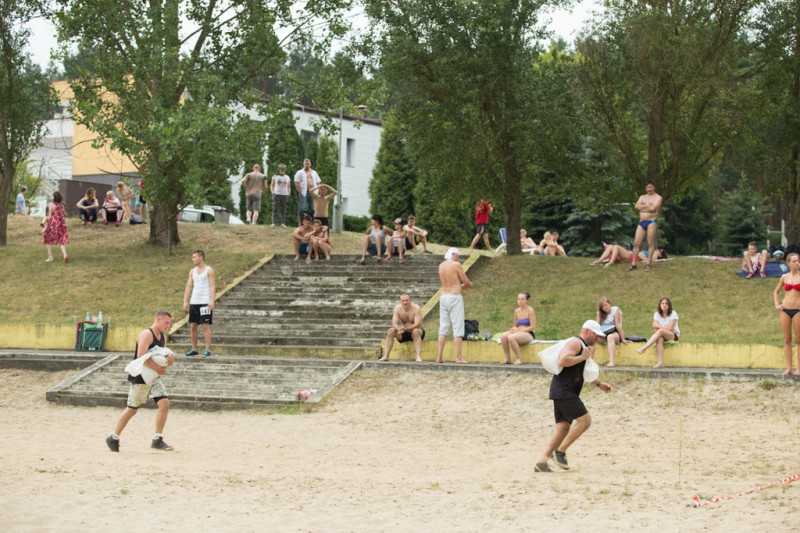 Piknik nad jeziorem Wikaryjskim