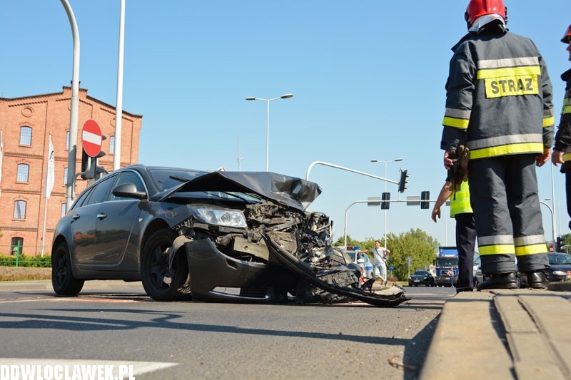 Groźny wypadek drogowy w centrum