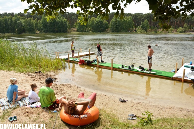 Wakeboard nad jeziorem Czarnym