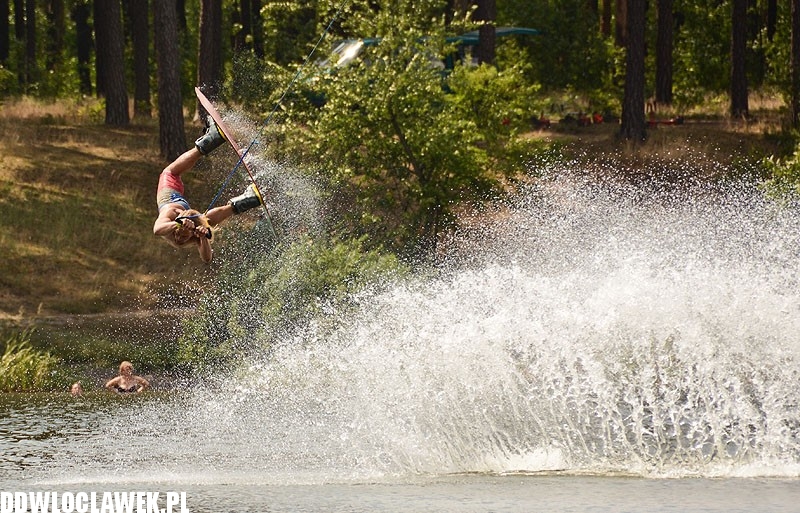 Wakeboard nad jeziorem Czarnym