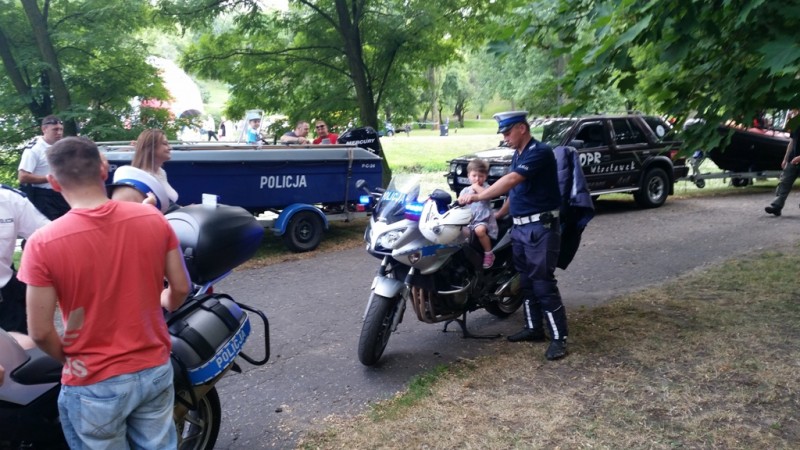 Festyn z okazji święta policji część II