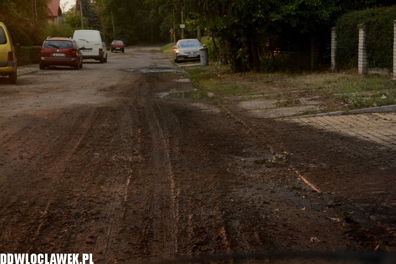 Ulica Willowa po oberwaniu chmury