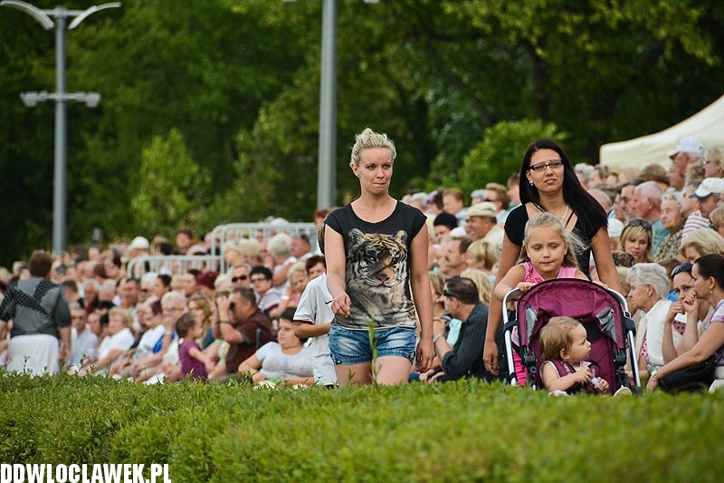 Piosenki po rosyjsku na pływającej scenie