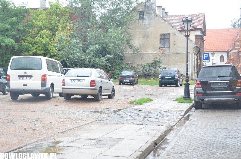 Fatalny stan placu przy Cygance się zmieni...