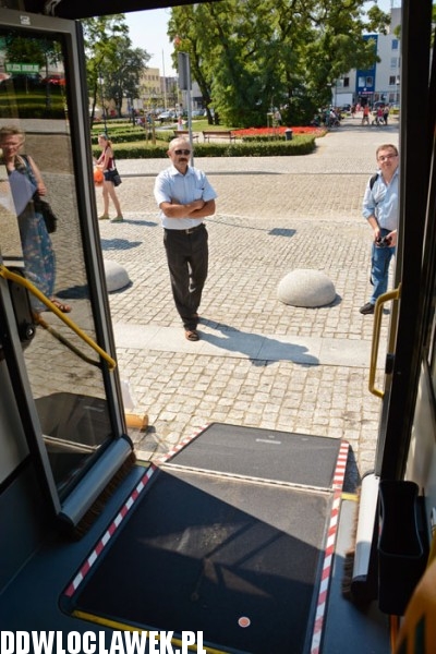 Prezentacja autobusu Volvo 7900 hybrid