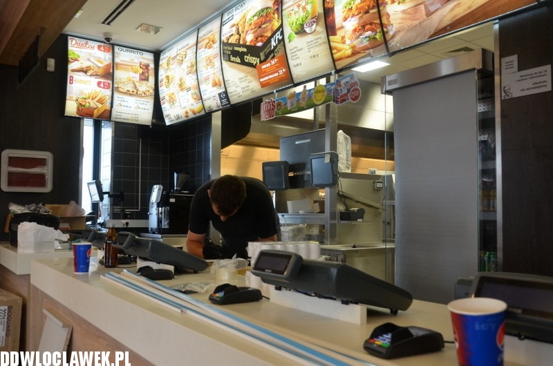 KFC Drive dzień przed oficjalnym otwarciem