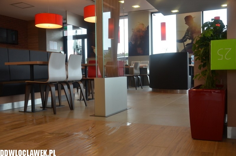 KFC Drive dzień przed oficjalnym otwarciem