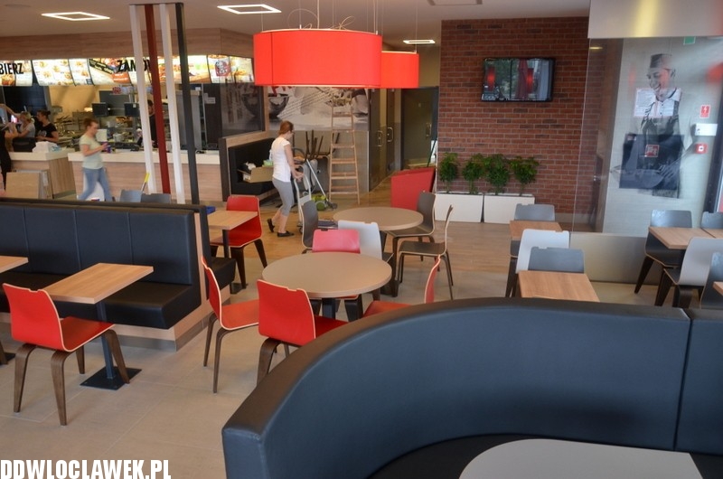 KFC Drive dzień przed oficjalnym otwarciem