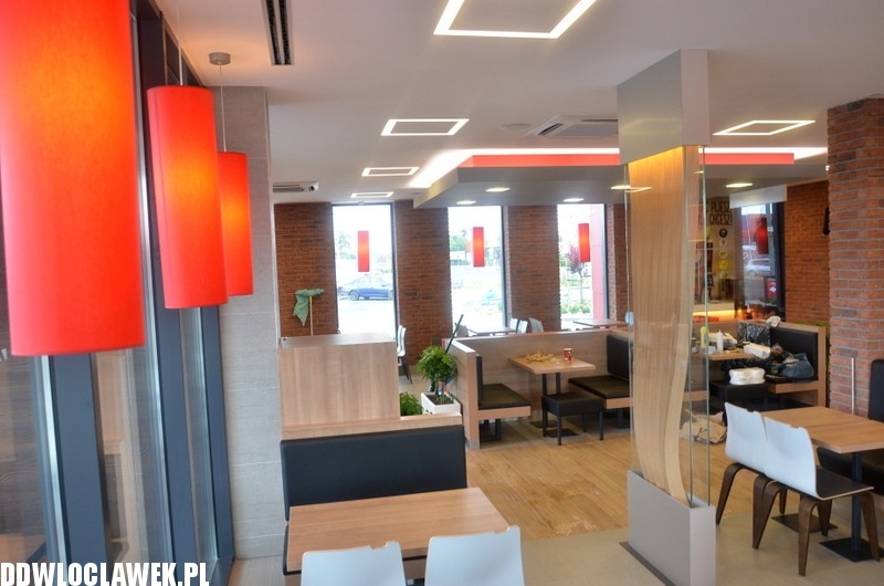 KFC Drive dzień przed oficjalnym otwarciem