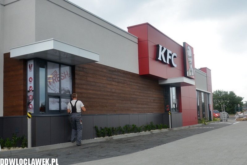 KFC Drive dzień przed oficjalnym otwarciem