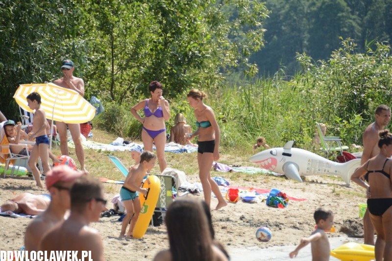 Kąpielisko nad jeziorem Wikaryjskim