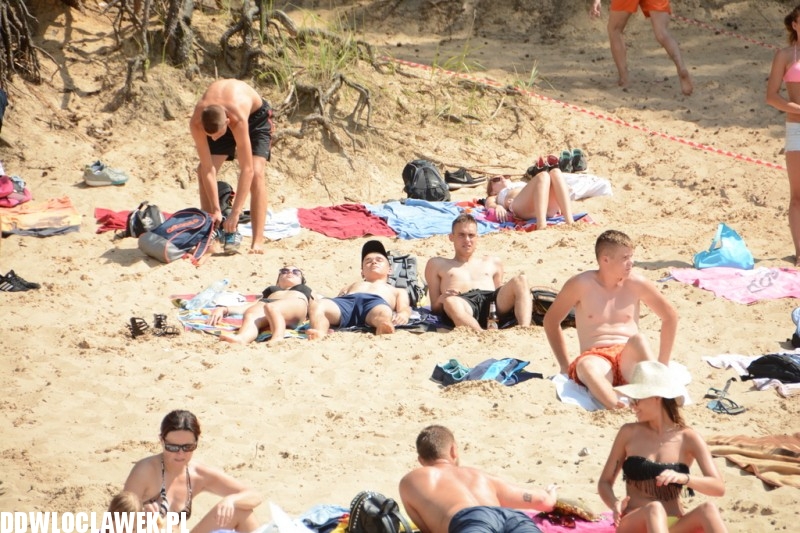 Kąpielisko nad jeziorem Wikaryjskim