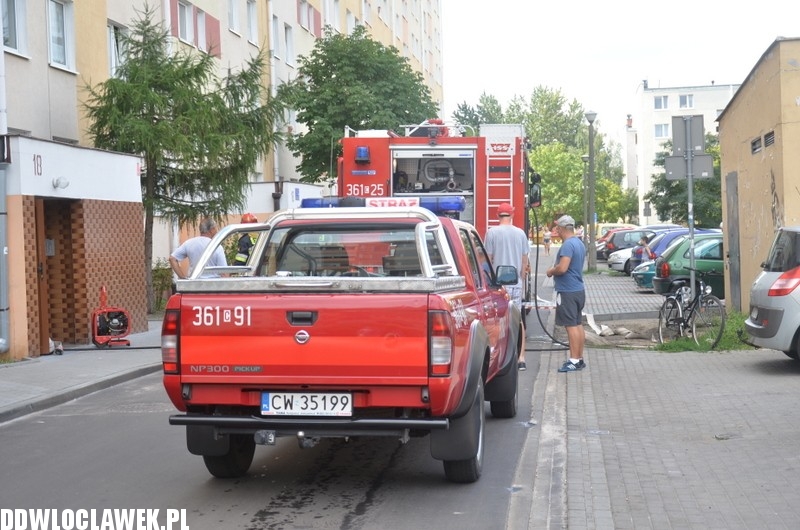 Pożar w wieżowcu przy Wiejskiej